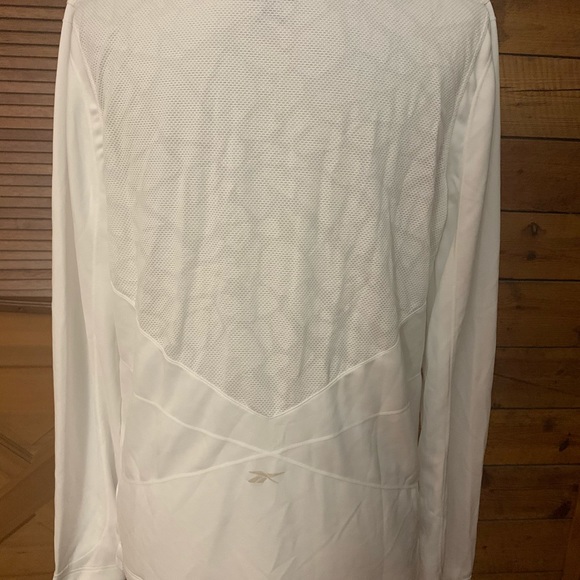 SOLD.  NEW Base layer top - Picture 3 of 6